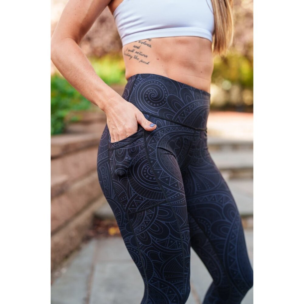CONSTANTLY VARIED GEAR Black Zenergy Full Length Leggings CVG Large